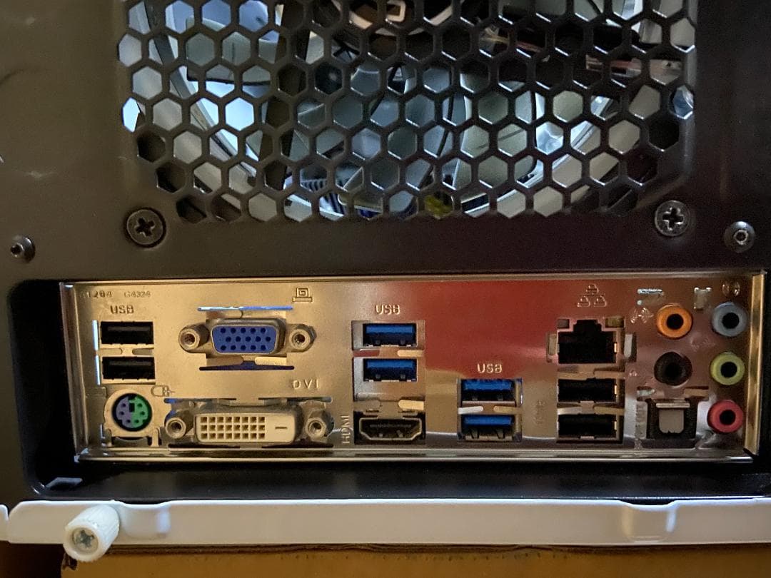 Corei5 GIGABYTE GA-Z77-D3H BitFenix 即使用