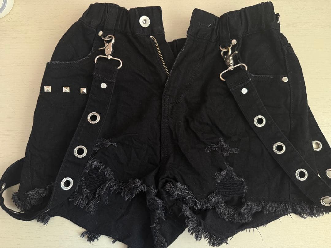 完売品　【REFLEM/レフレム】サスペンダー付きデニムショーツ　ブラック