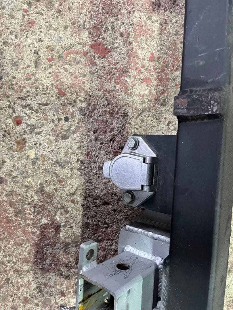 20 ヴェルファイア　ヒッチメンバー