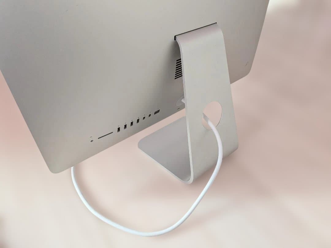 iMac (21.5-inch, Late 2013) A1418 初期化済