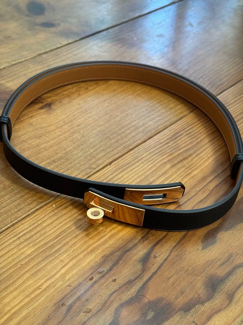 ★2024年W刻印新品★ケリーベルト ローズゴールド金具 ノアール×ゴールド