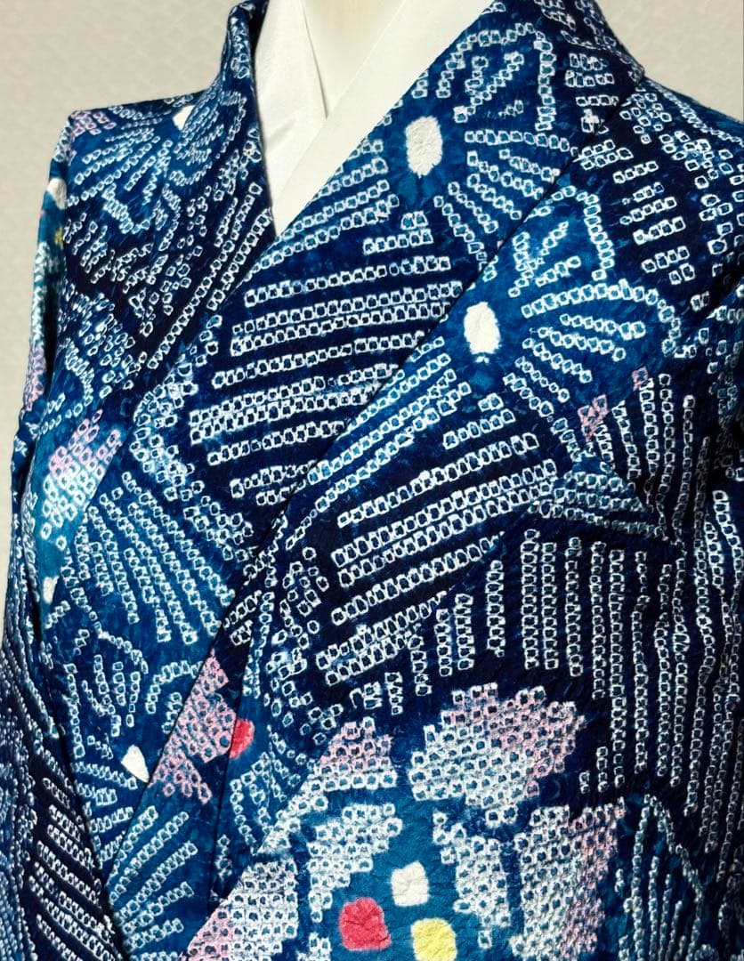 超美品　和服　綿100% 蝶模様　有松絞り　浴衣(クリーニング済) 早い者勝ち