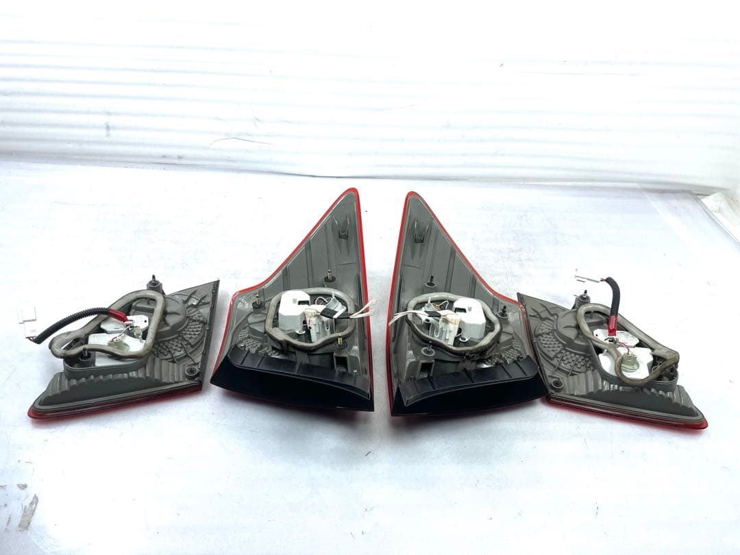 クラウン 純正 LED テールランプ アスリート GRS182 30-309