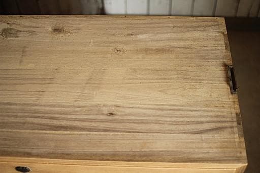 古い木製の引き出し2段　チェスト　桐箪笥 昭和レトロ　タンス　古家具　古民家