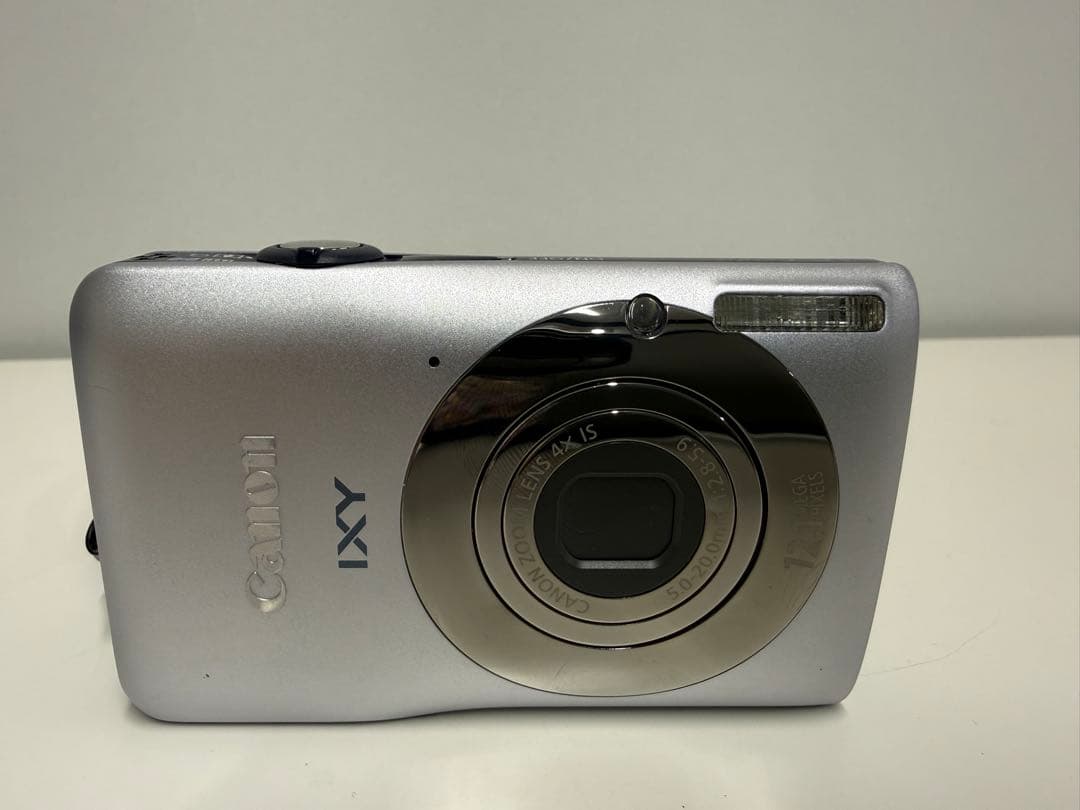 Canon コンパクトデジタルカメラ IXY 200F