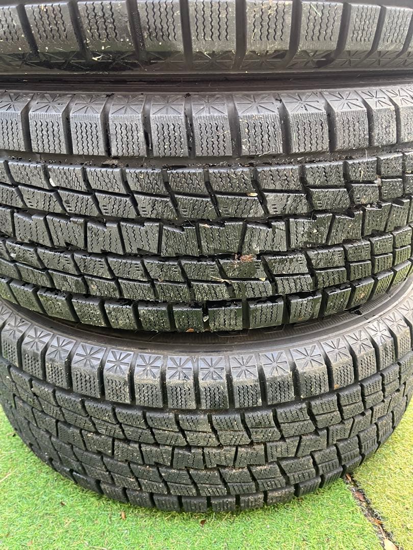 235/55R18スタッドレスタイヤ送料込み！