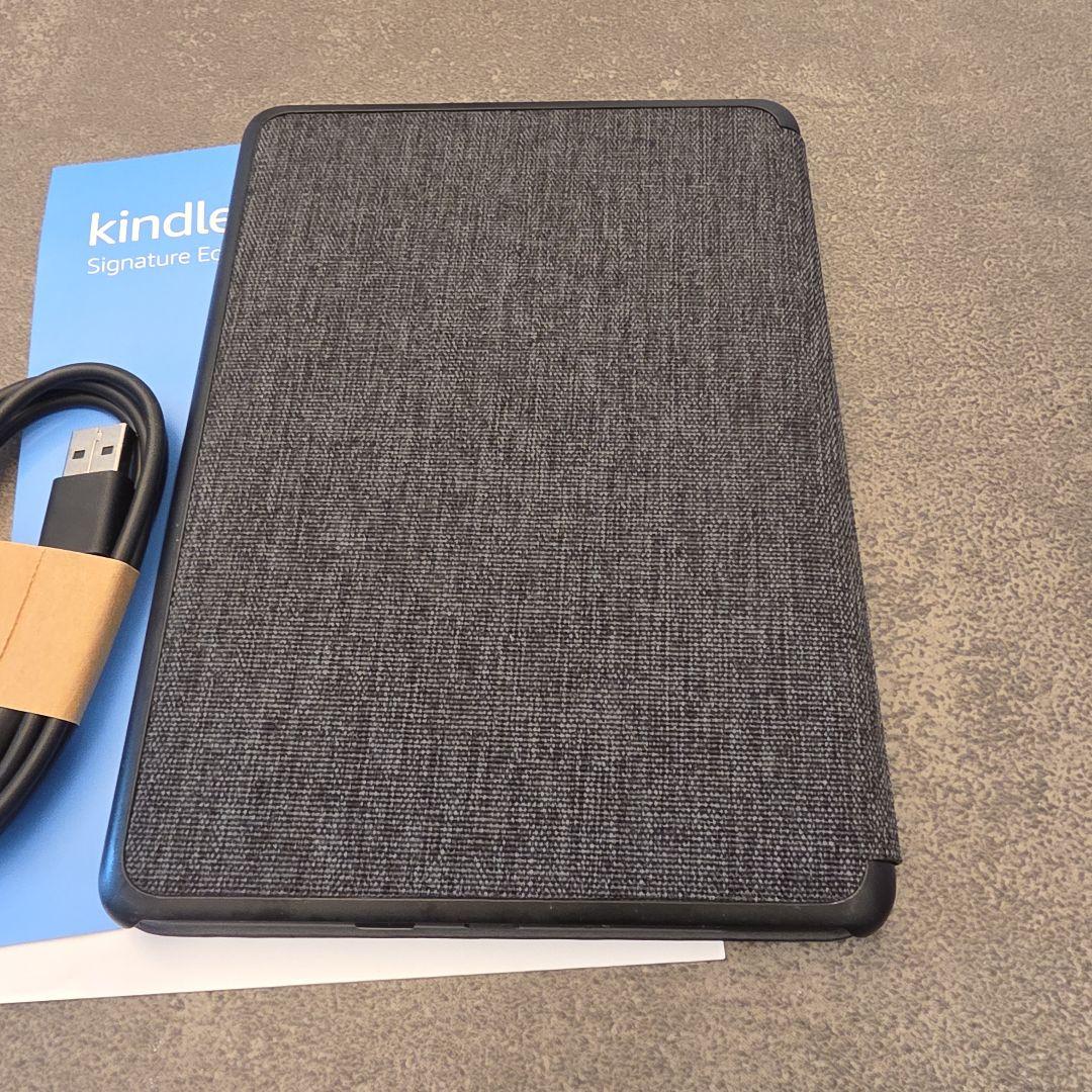 新品Kindle Paperwhite Signature 第12世代 カバー付