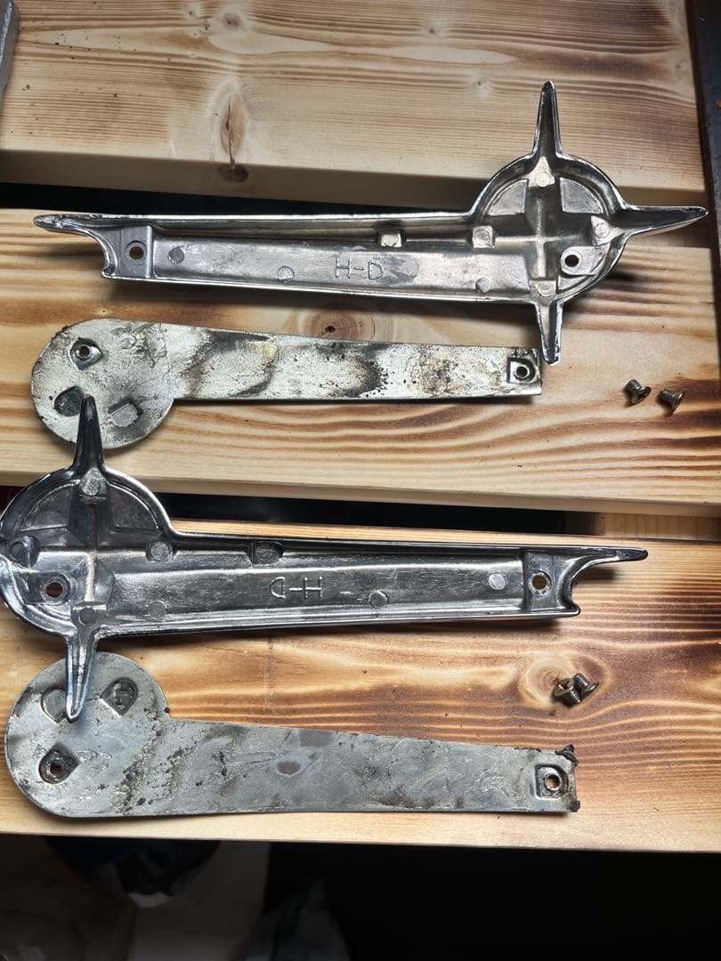 ハーレー　 HARLEY-DAVIDSON タンク エンブレム 2個セット