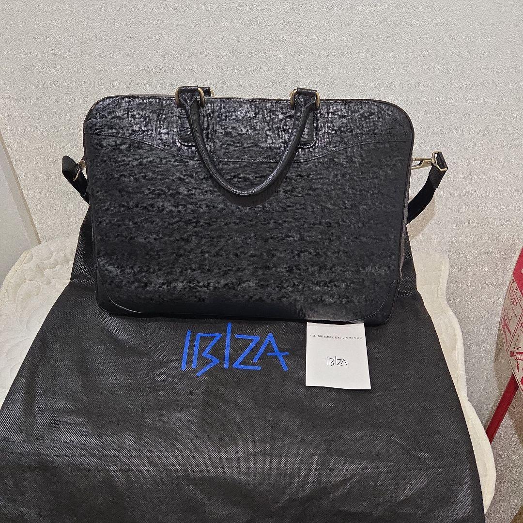 イビサ ブリーフバッグ シュリングレザー 黒 ユニセックス✨
