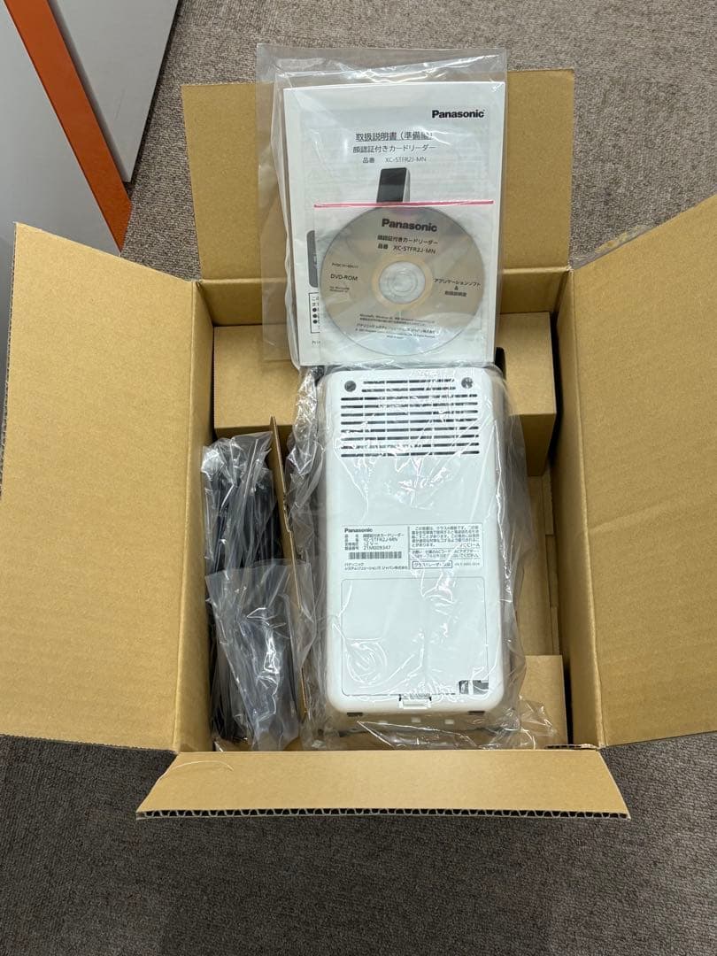 【新品】Panasonic 顔認証付きカードリーダー XC-STFR2J-MN