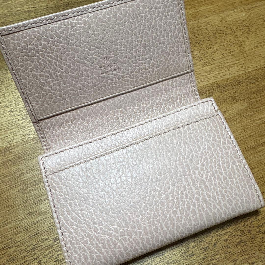 GUCCI ピンク レザー 名刺入れ