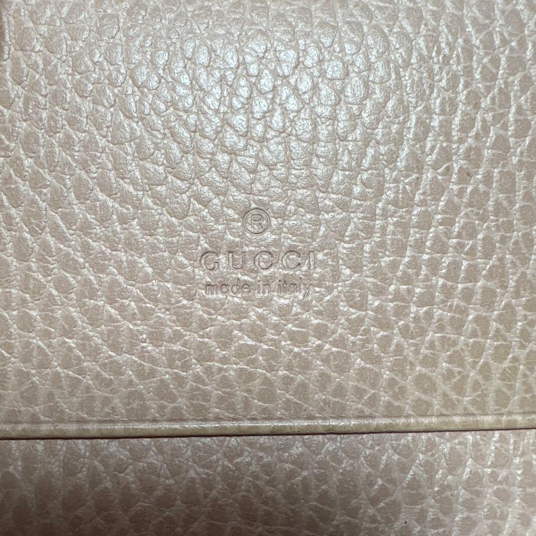 GUCCI ピンク レザー 名刺入れ