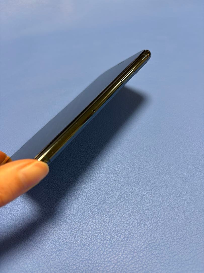 Apple iPhone 11 Pro ミッドナイトグリーン【64GB】