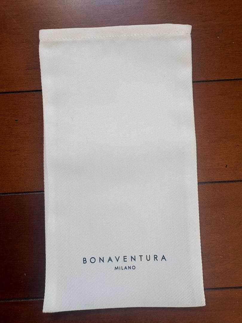 BONAVENTURA ボナベンチュラ iPhone16携帯カバー　エトープ