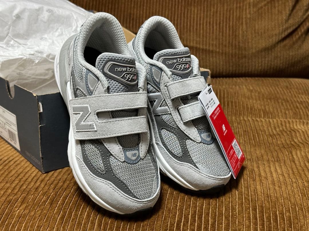 【本日セール】New Balance PV990GL6 20.5cm