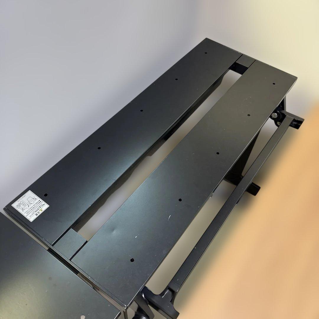 オカムラ クルーズ Cタイプ 連結天板・モニターアームクランプ付き