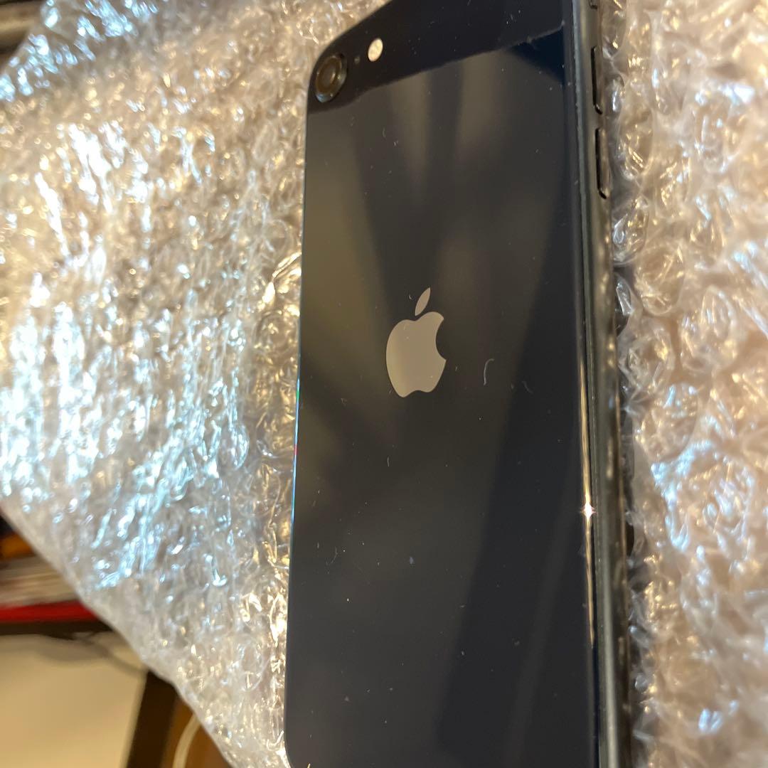 iPhone SE 第3世代　128GB 本体