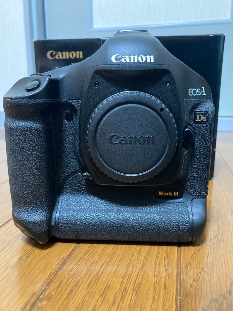 Canon EOS-1DS MarkIII デジタル一眼レフカメラ　美品