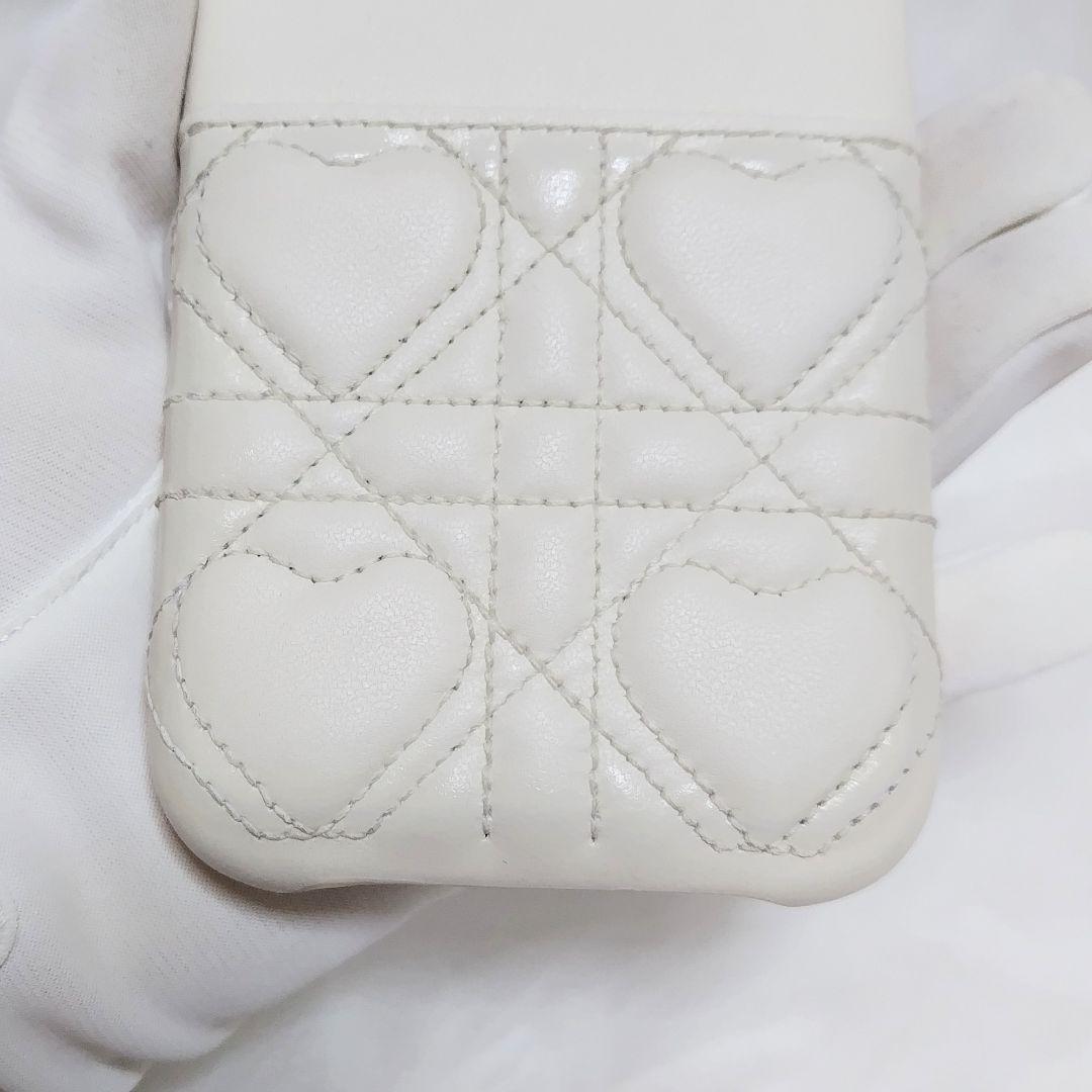 激レア極美品✨ディオール♡iPhone15Proスマホケース　ハートカナージュ白