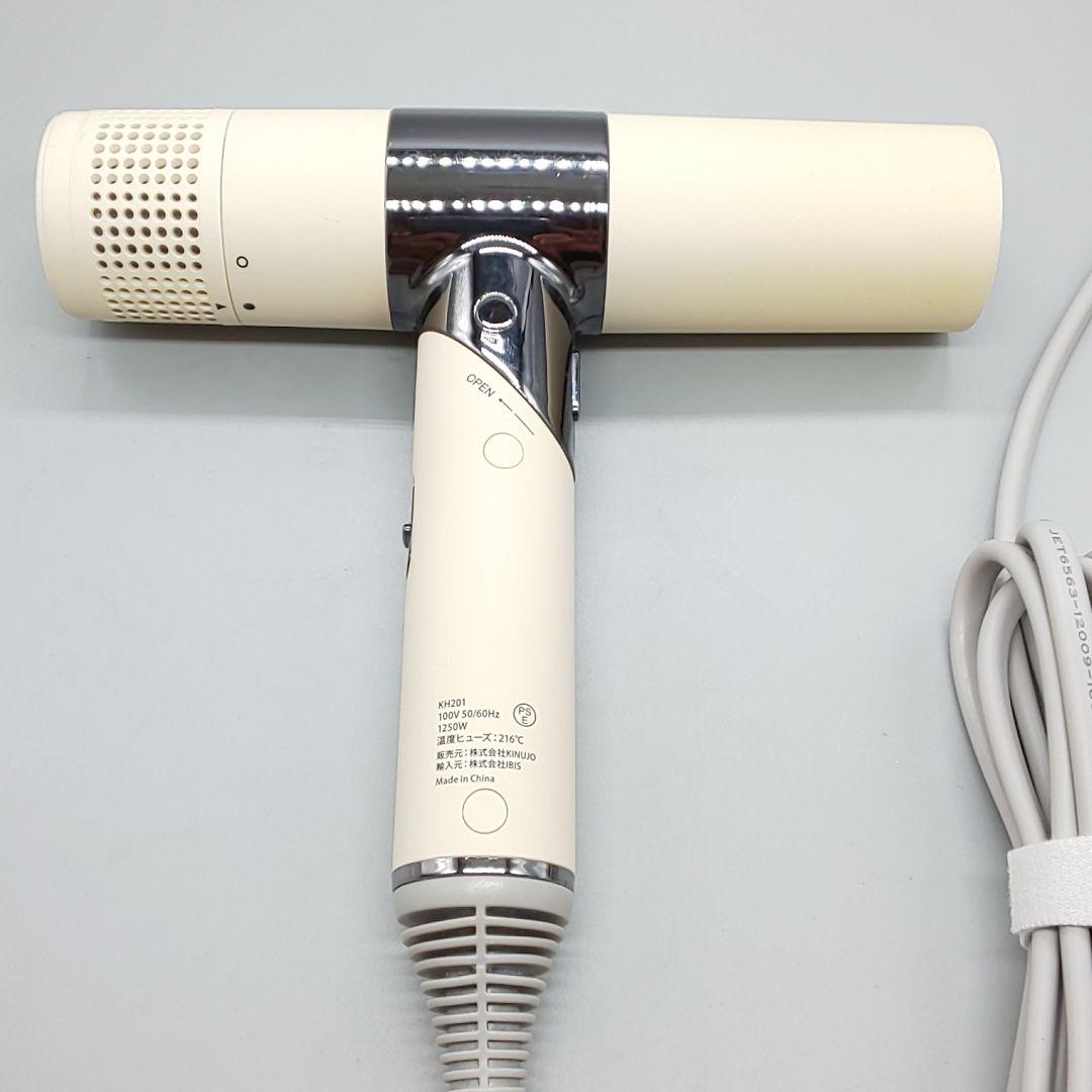絹女　キヌジョ　KINUJO 大風量マイナスイオン ドライヤー《正規品》980