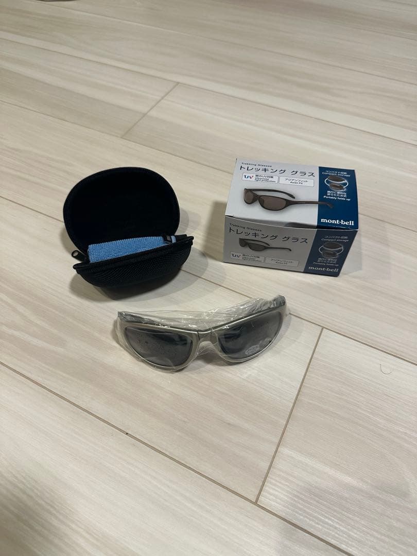 モンベル・トレッキンググラス(新品)