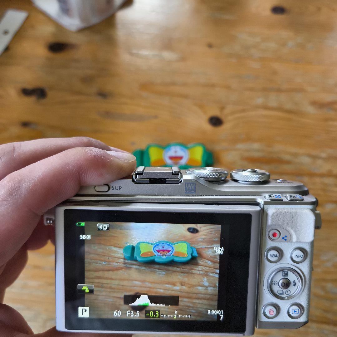 ジャンク品　Olympus PEN E-PL9 ED 14-42mm　2台