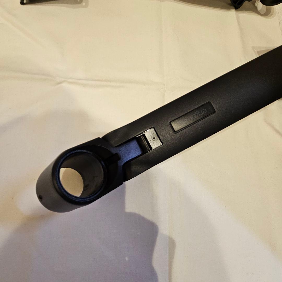 エルゴトロン　LXデュアル デスク マウント アーム スタッキング