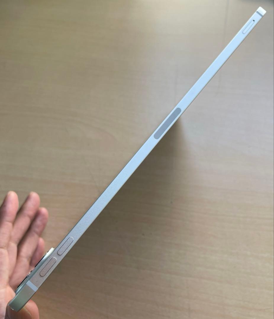 iPad Pro 11インチ　第2世代　シルバー　128GB A2230 超美品