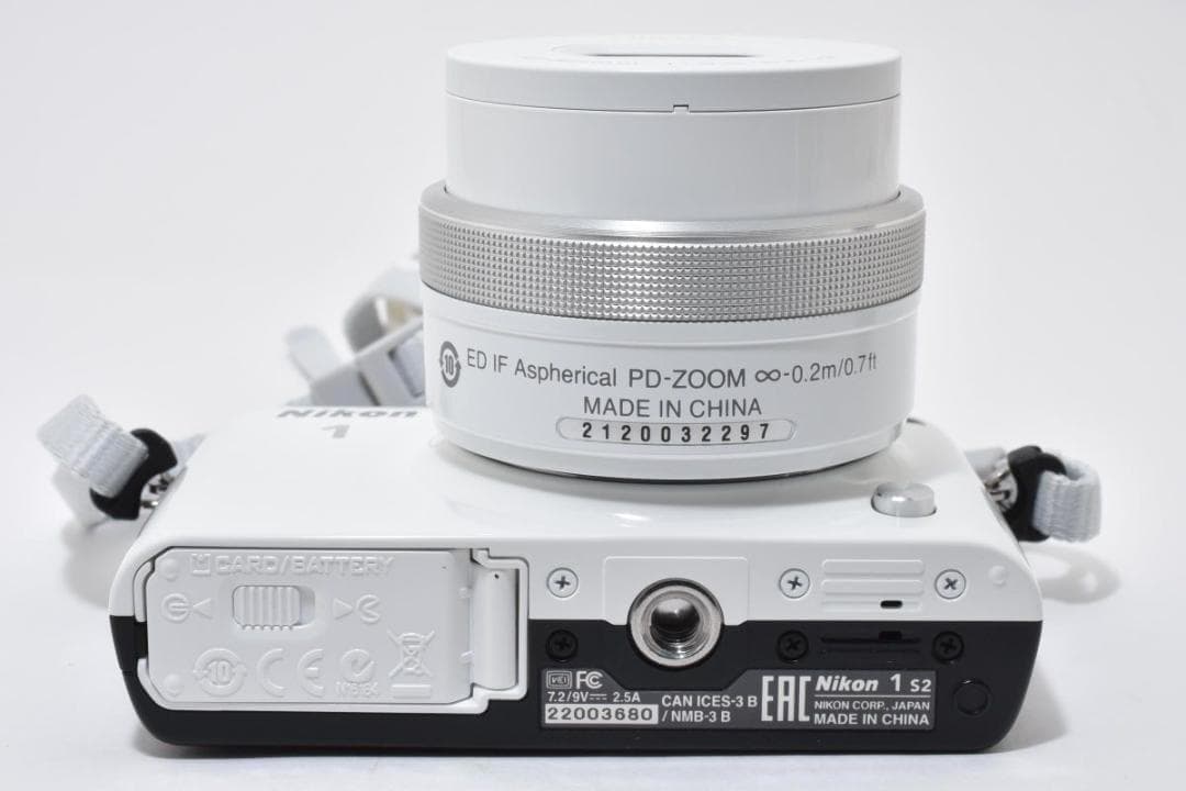 【箱付き】 Nikon ニコン 1 S2 ホワイト ミラーレス一眼カメラ