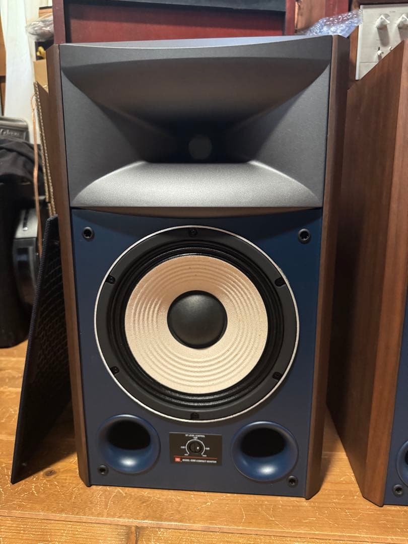 スピーカー・ウーファー JBL 4306