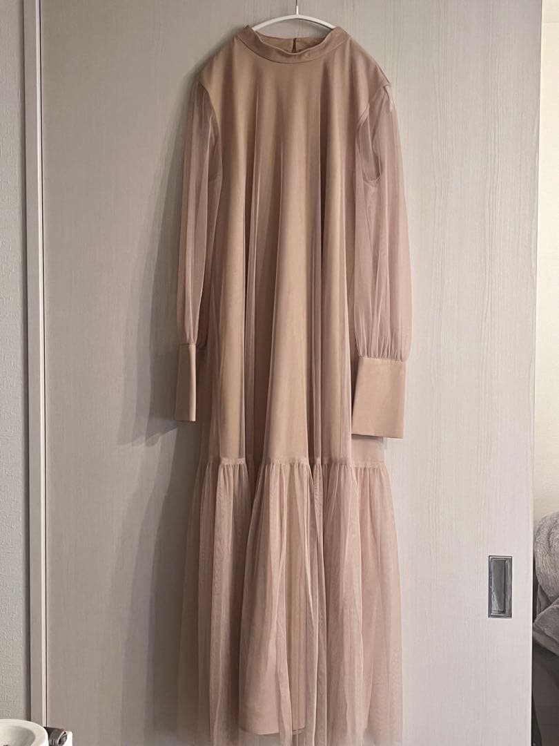 チュールハイネックワンピース　CAPRICIEUX LE'MAGE