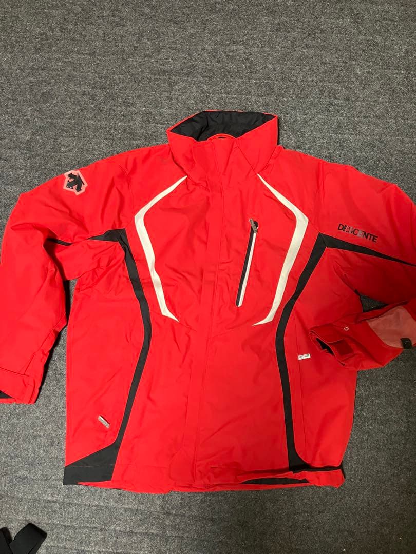 デサントスキーウェア　DESCENTE 上下セット メンズL 美品　格安出品
