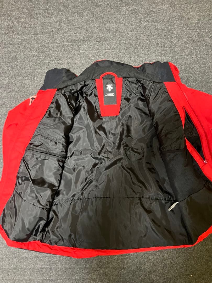 デサントスキーウェア　DESCENTE 上下セット メンズL 美品　格安出品
