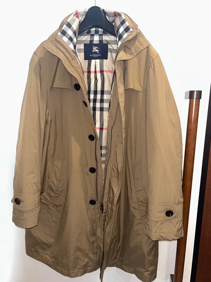 ベージュ スタンドカラーコート チェック裏地