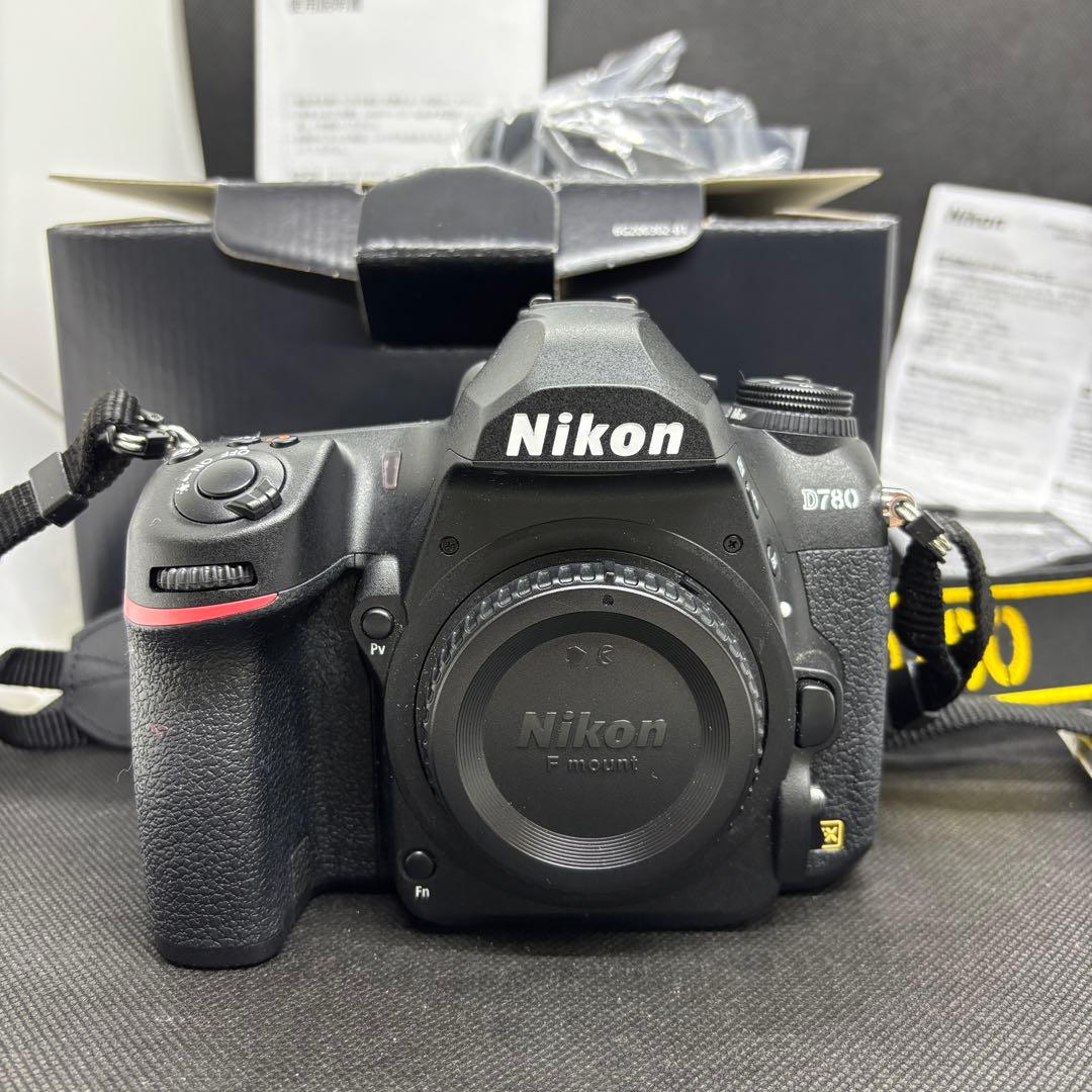 美品　Nikon D780 ボディ 本体　付属品完備 動作確認済み　初期化済み
