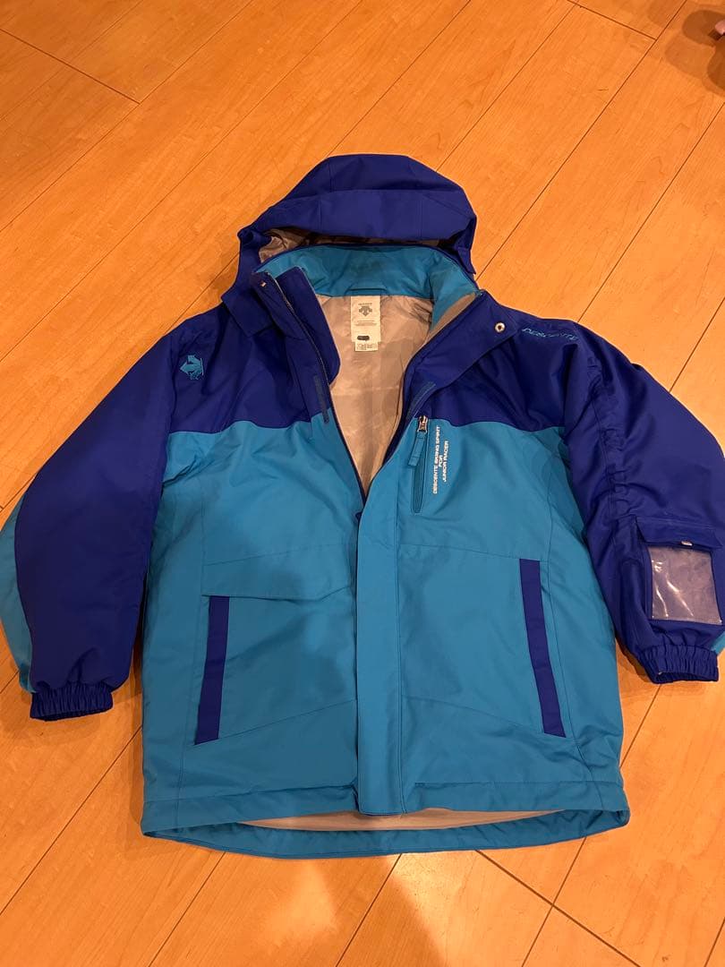 デサント　スキーウェア　子供用　160【発送は元旦以降】