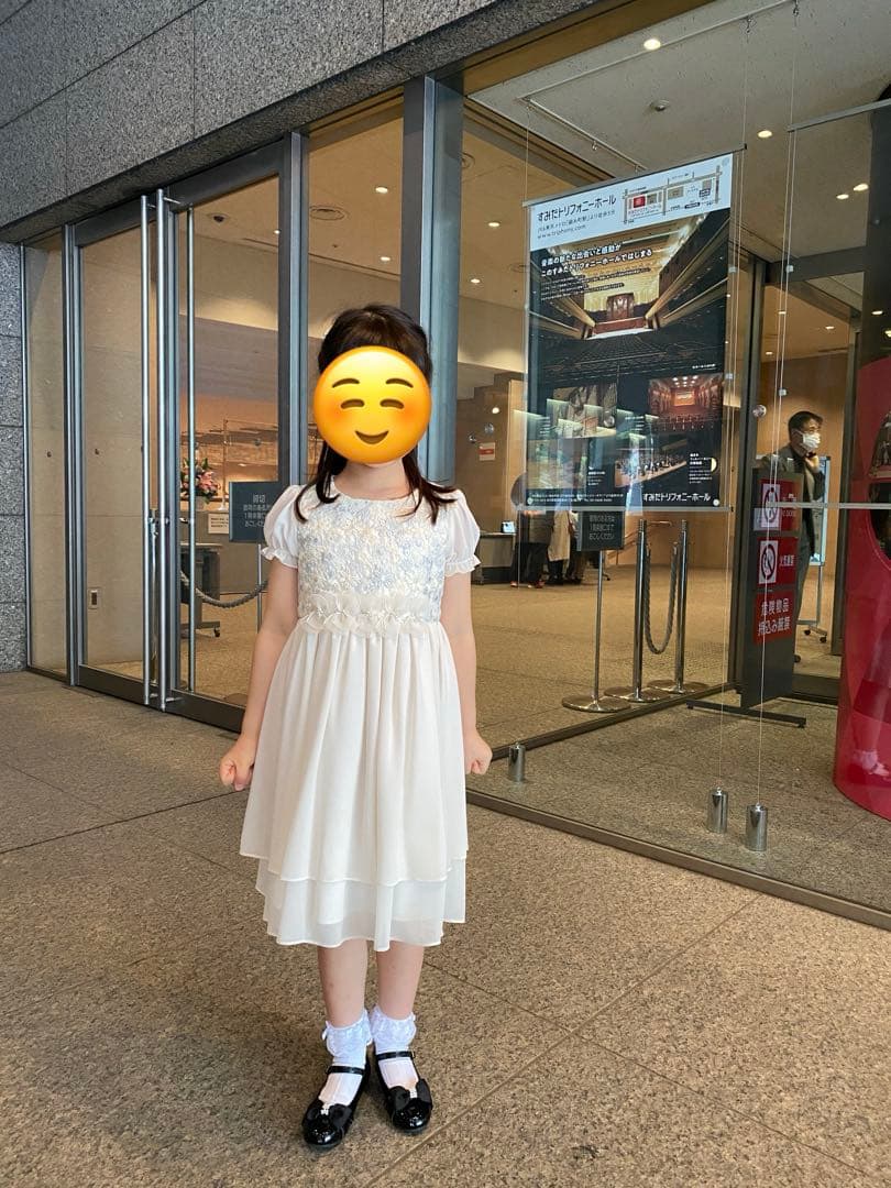 tocca ホワイト刺繍ドレス 120cm