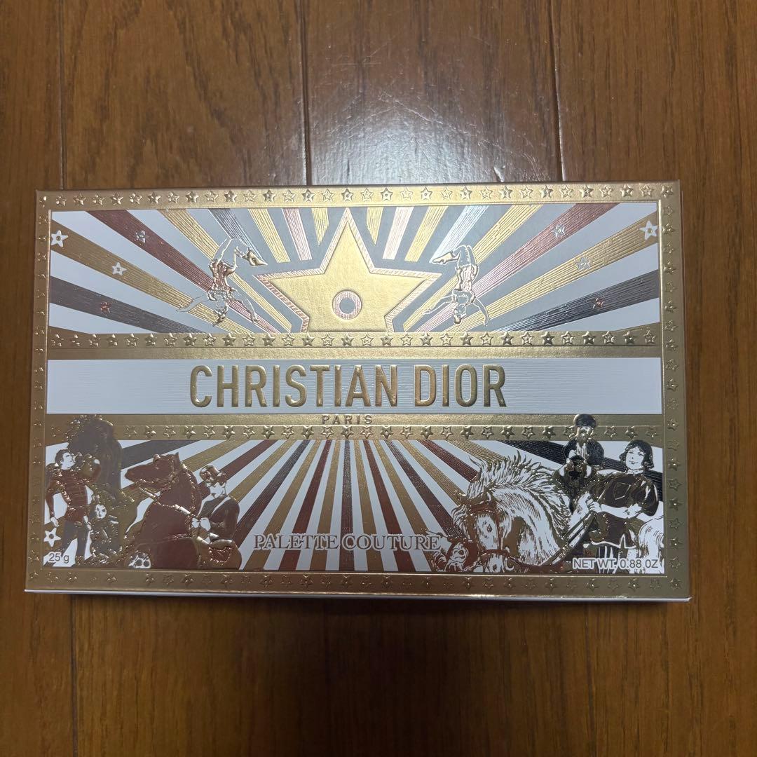 クチュール マルチユース パレット (ホリデーコレクション 2025 限定)