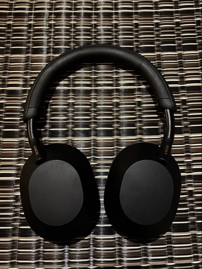 ワイヤレスヘッドホン ブラック Sony WH-1000XM5