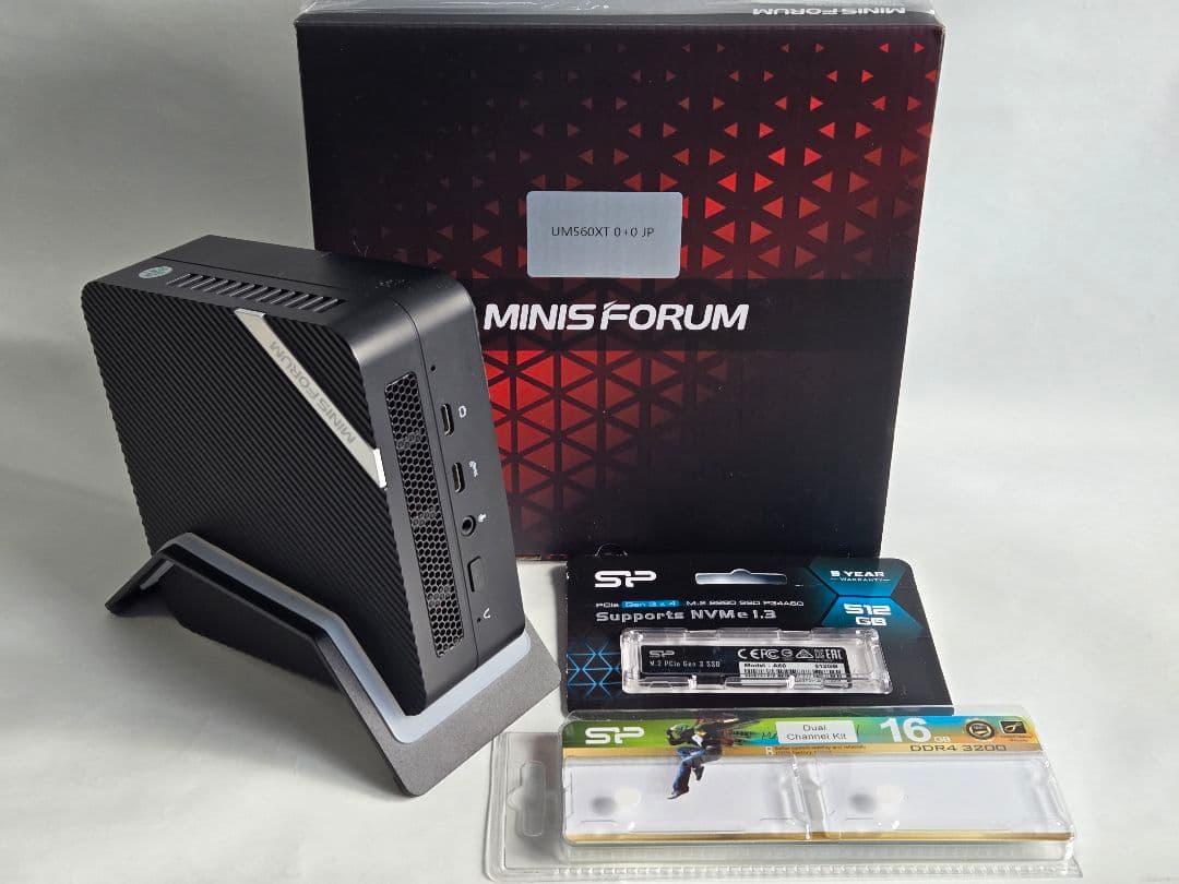 minisforum UM560XT Win11未認証 初期化済