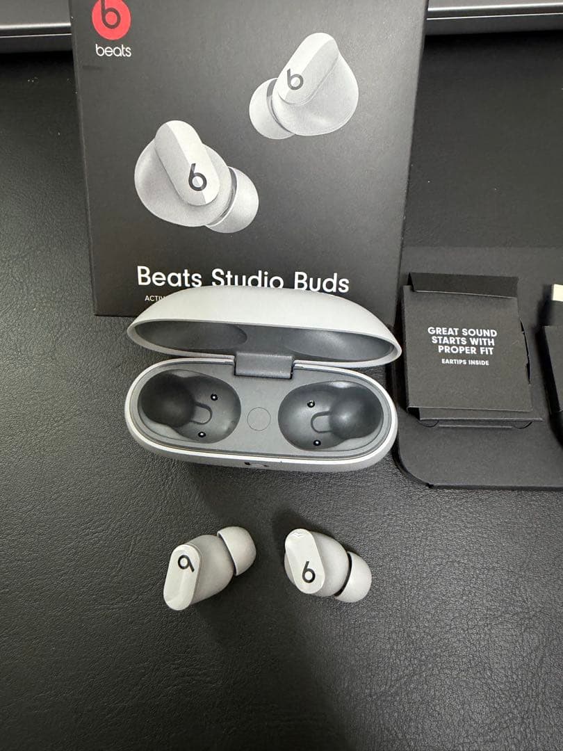 Beats Studio Buds ワイヤレスイヤホン