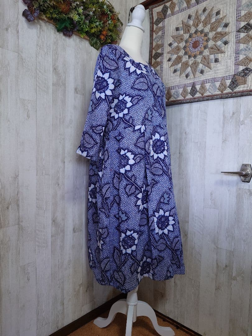 浴衣リメイク＊リップル地の浴衣からワンピース紺地にヒマワリ柄