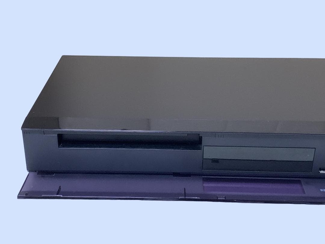 M6871 Panasonic ブルーレイレコーダー DMR-4CW200