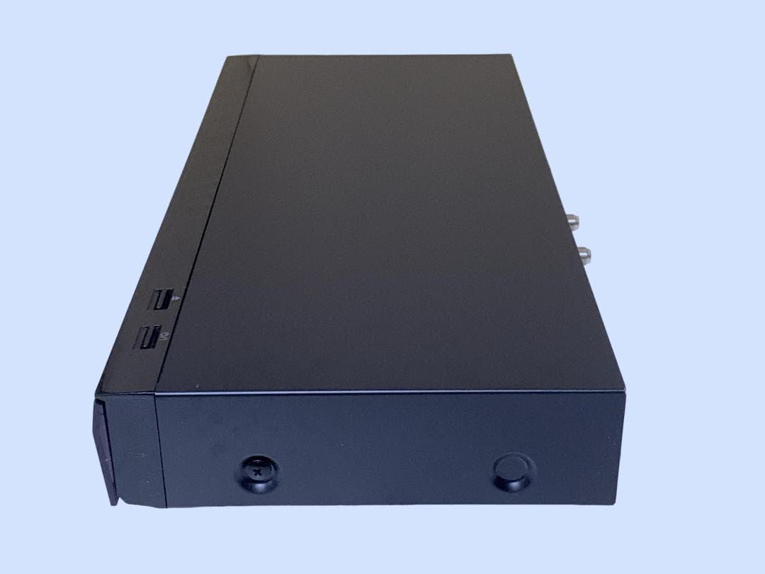 M6871 Panasonic ブルーレイレコーダー DMR-4CW200