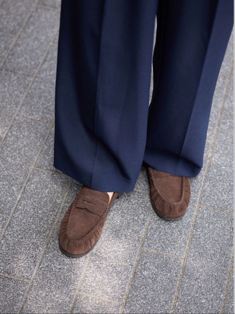 Le Talonダークブラウン スエード ローファー