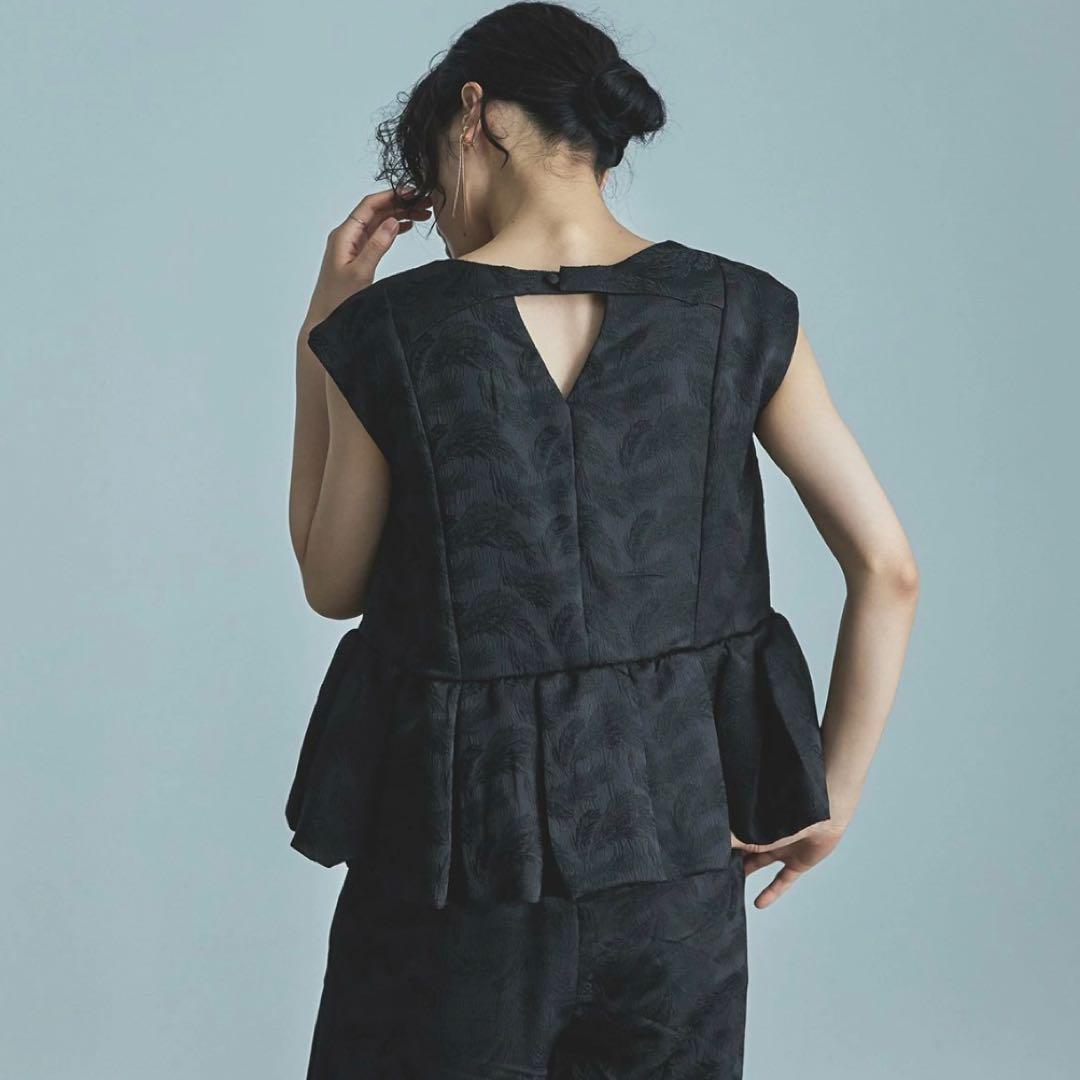 nianaフェザー柄ジャガードペプラム セットアップ パンツドレス オケージョン