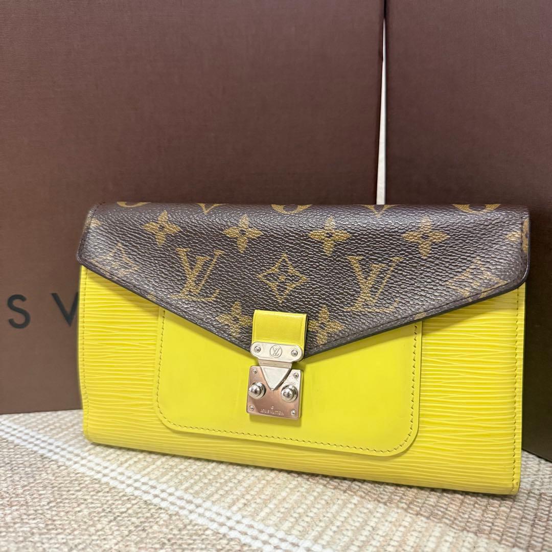 希少　Louis Vuitton モノグラム　エピ長財布