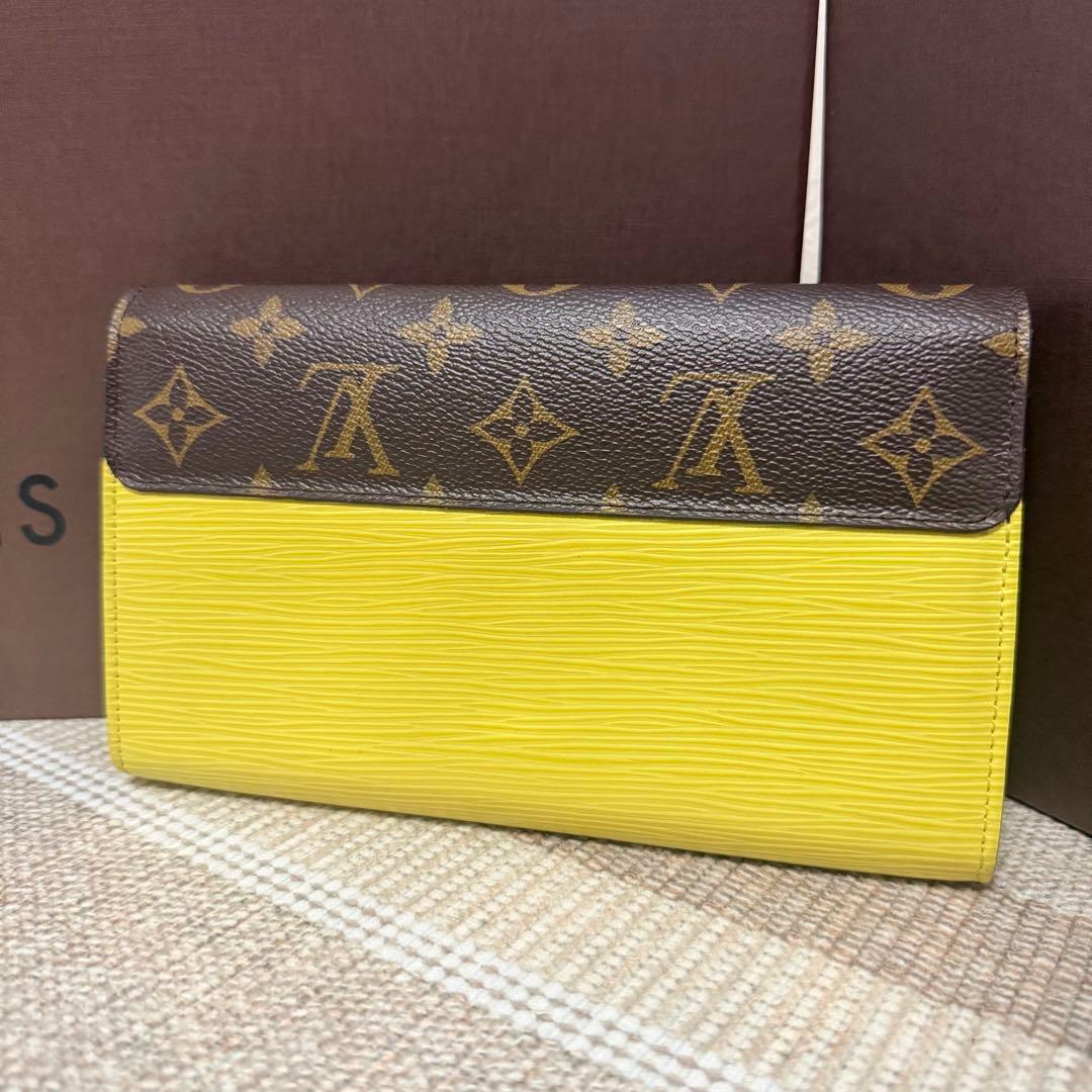 希少　Louis Vuitton モノグラム　エピ長財布