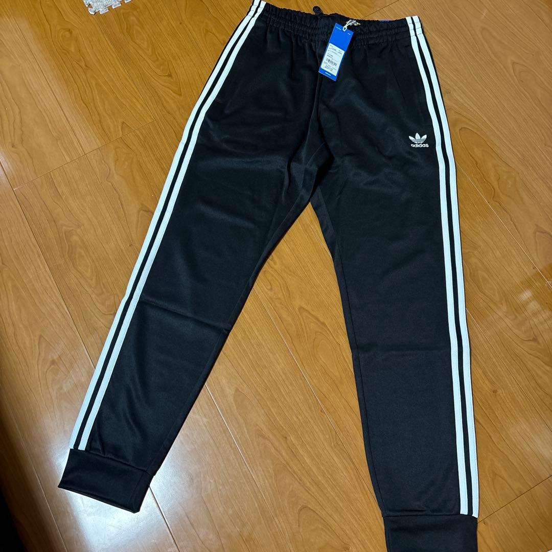 新品　アディダスオリジナルス　メンズ　セットアップ上下　3本ライン　XL