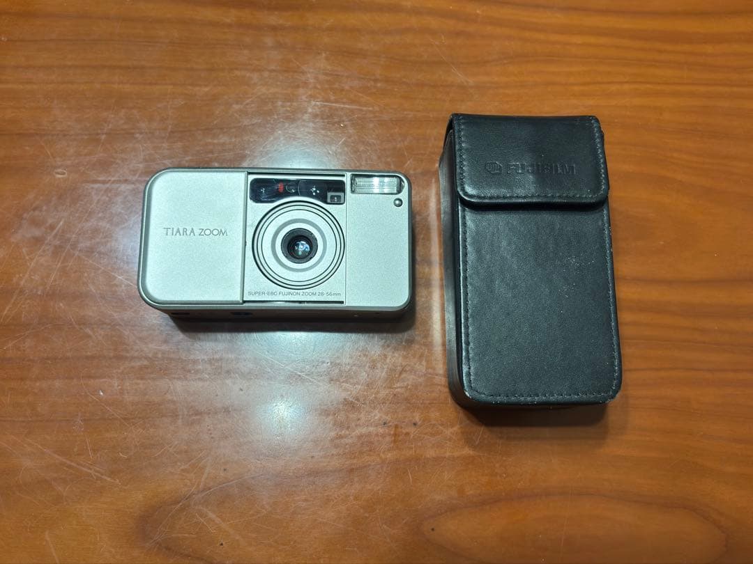 富士フイルム Tiara Zoom 通電確認済み ケース付 美品 フィルムカメラ